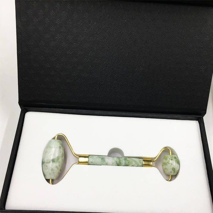 Élevée Cosmetics Jade Roller