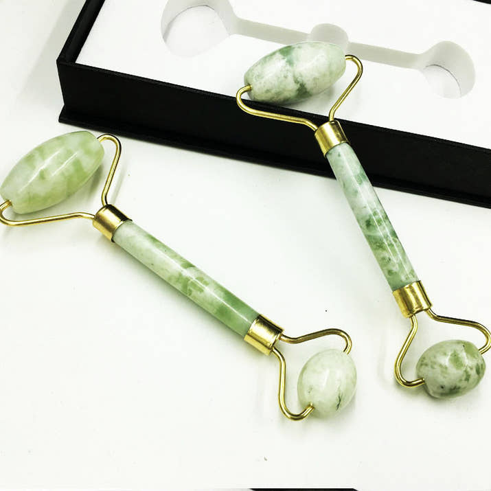 Élevée Cosmetics Jade Roller